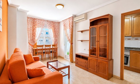 Apartamento · Reventa - Torrevieja · Alicante · España