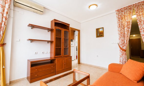 Apartamento · Reventa - Torrevieja · Alicante · España