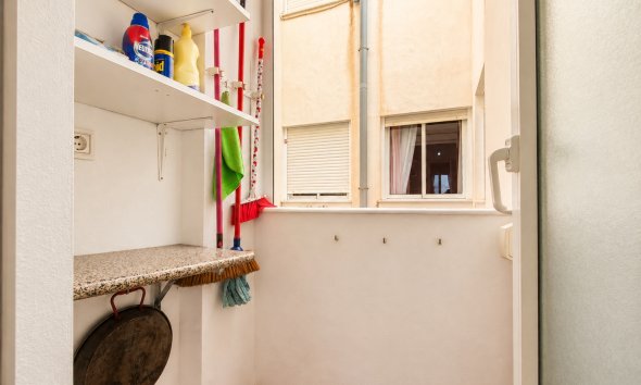 Apartamento · Reventa - Torrevieja · Alicante · España