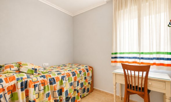 Apartamento · Reventa - Torrevieja · Alicante · España