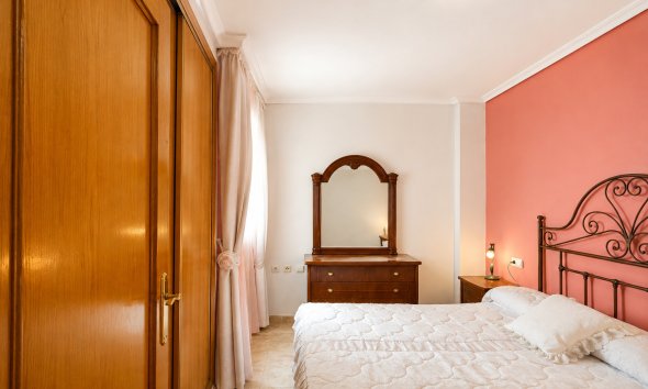 Apartamento · Reventa - Torrevieja · Alicante · España