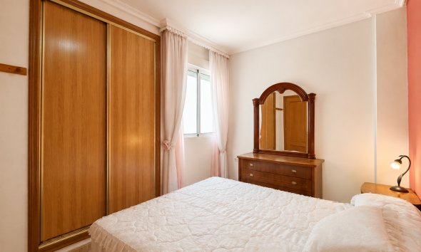 Apartamento · Reventa - Torrevieja · Alicante · España