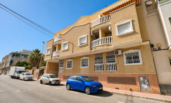 Apartamento · Reventa - Torrevieja · Alicante · España