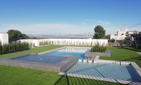 Bungalow bajo (jardín) en Torrevieja