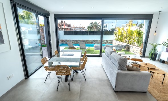 Villa · Resale - Santiago de la Ribera · Murcia · Spain