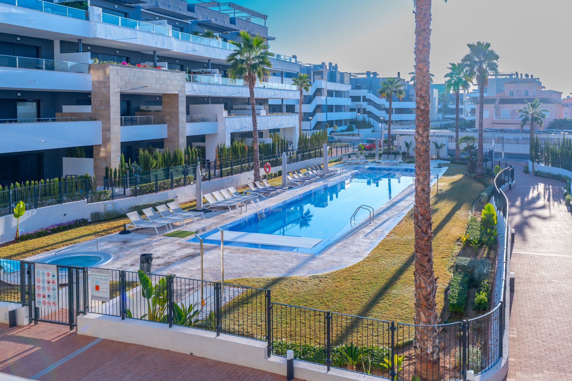 Resale - Apartment - Orihuela Costa - Costa Blanca South
