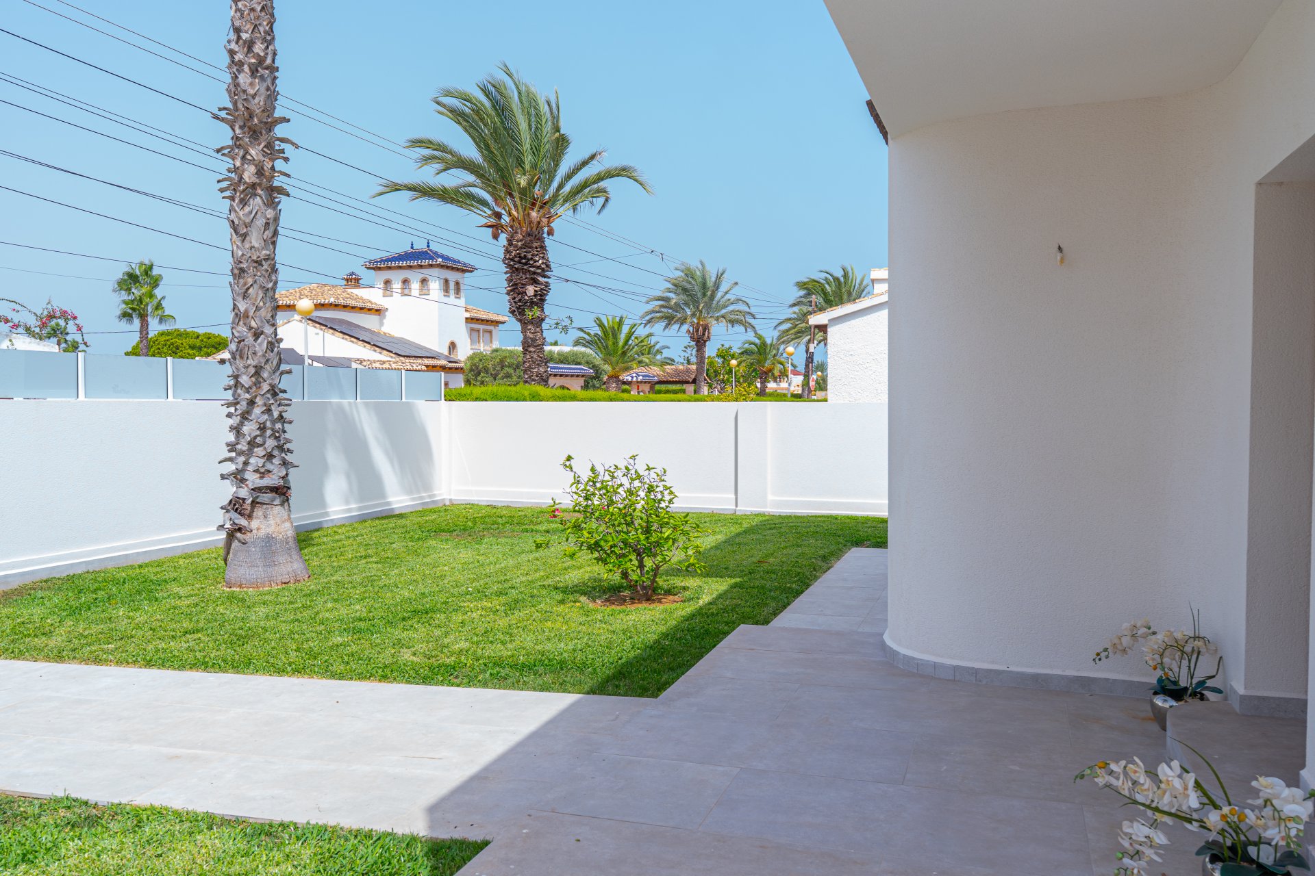 Resale - Villa - Cabo Roig - Costa Blanca South