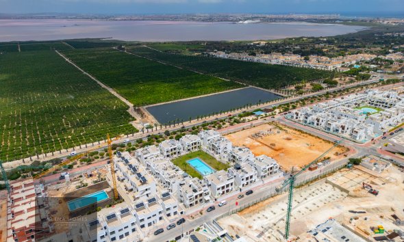 Upper-floor bungalow · Short Term Rental - Torrevieja · Alicante · Spain