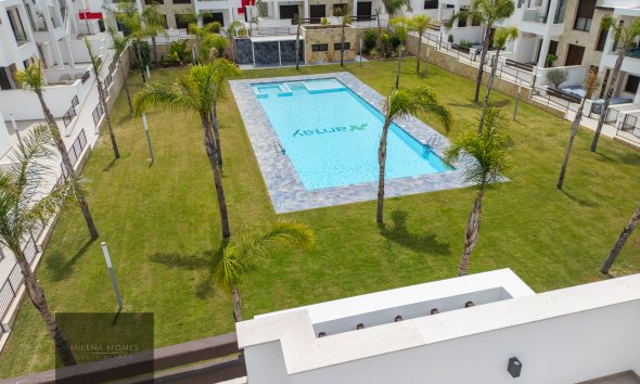 Upper-floor bungalow · Short Term Rental - Torrevieja · Alicante · Spain