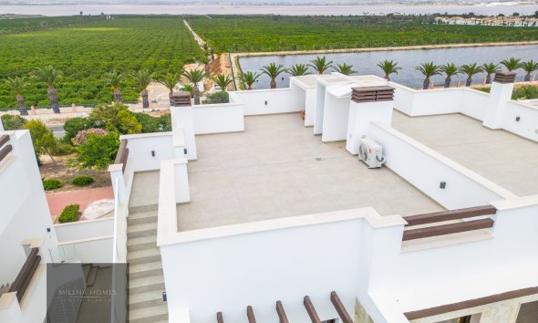 Upper-floor bungalow · Short Term Rental - Torrevieja · Alicante · Spain
