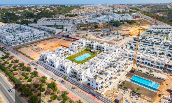 Upper-floor bungalow · Short Term Rental - Torrevieja · Alicante · Spain