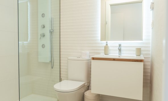 Upper-floor bungalow · Short Term Rental - Torrevieja · Alicante · Spain