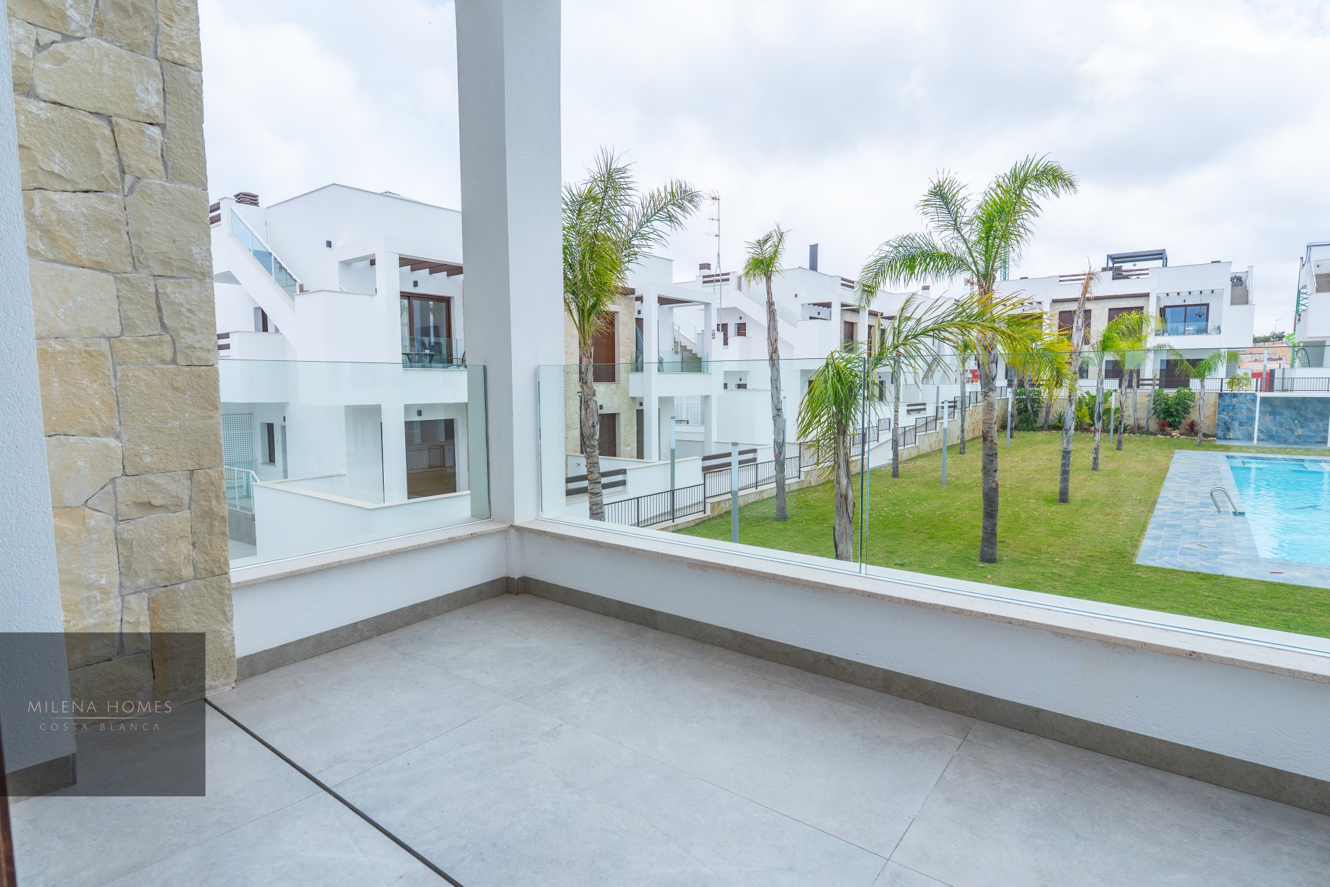 Short Term Rental - Upper-floor bungalow - Torrevieja - Costa Blanca South