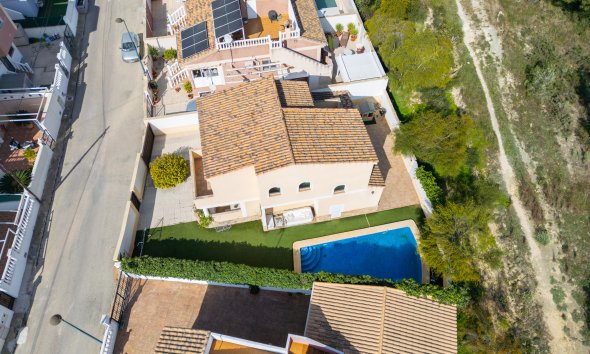 Detached villa · Resale - Pilar de la Horadada · Alicante · Spain