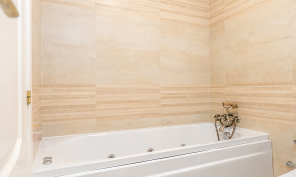 Detached villa · Resale - Pilar de la Horadada · Alicante · Spain