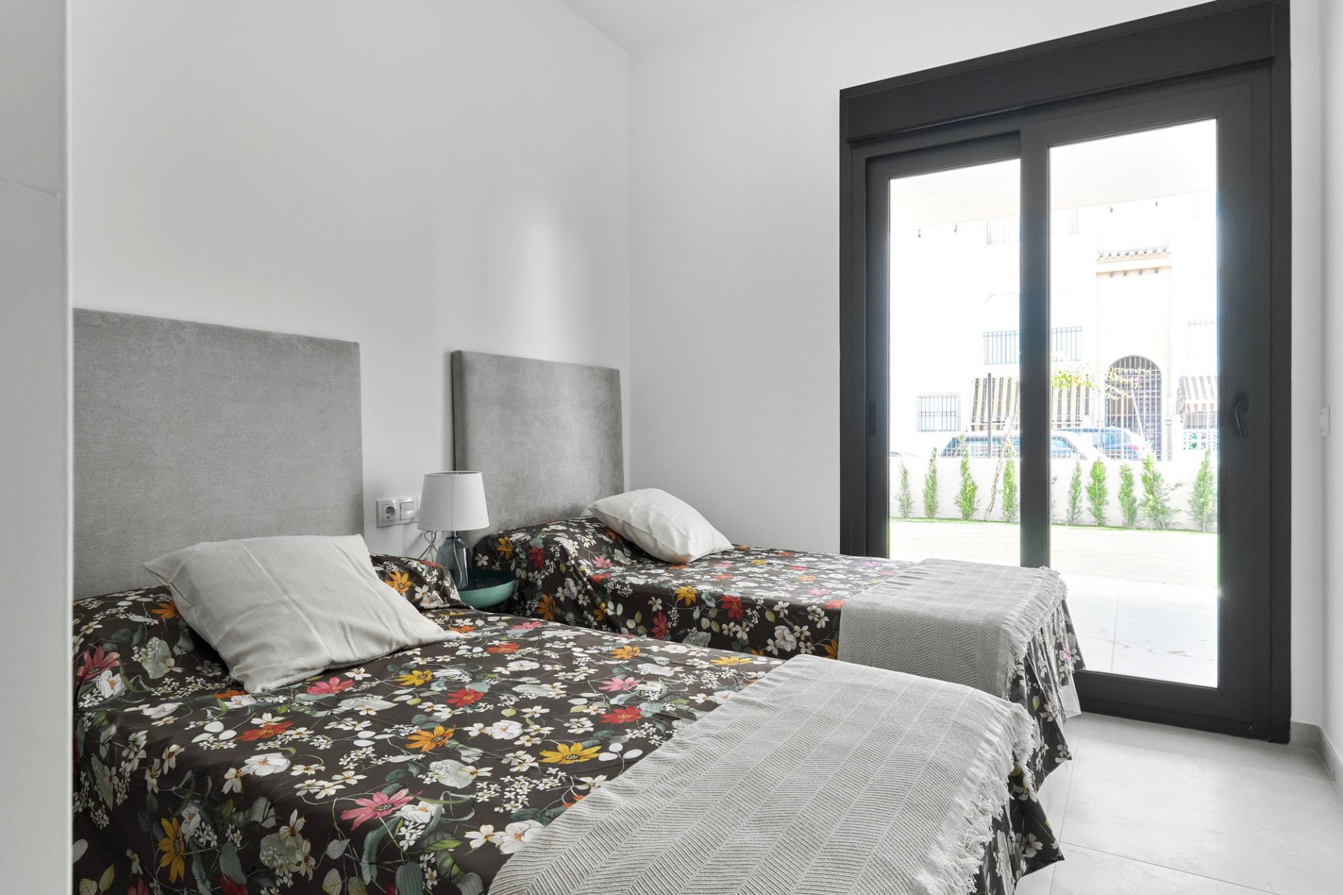 Obra nueva - Bungalow en planta baja - Torrevieja - Costa Blanca Sur