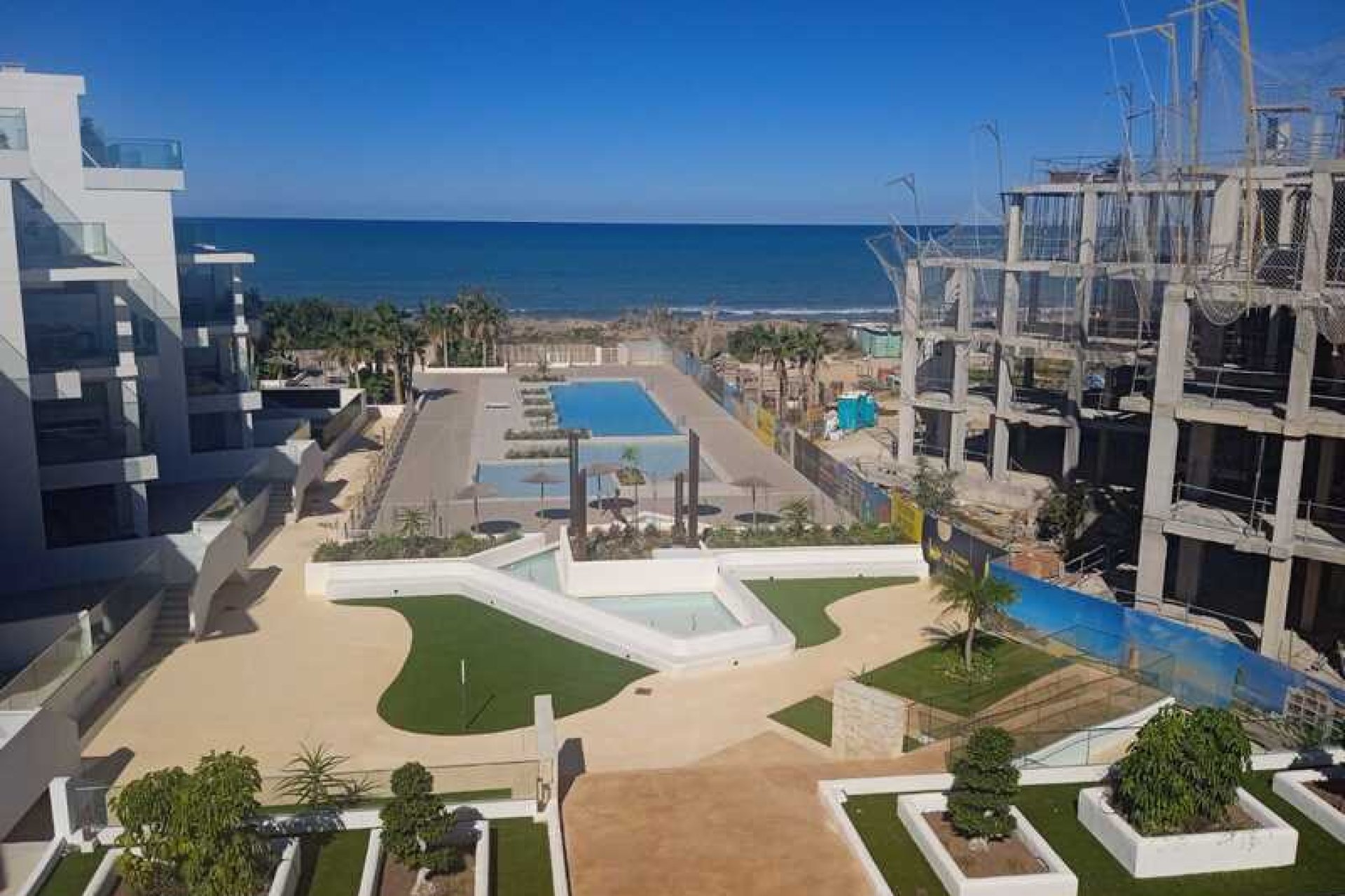 Nowy budynek - Daszek - Denia - Costa Blanca North