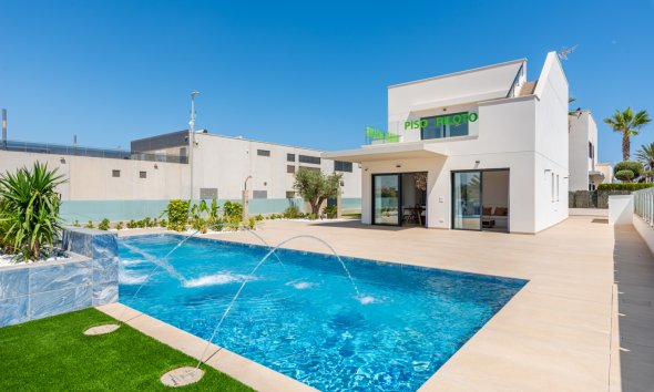 Villa en Dehesa de Campoamor