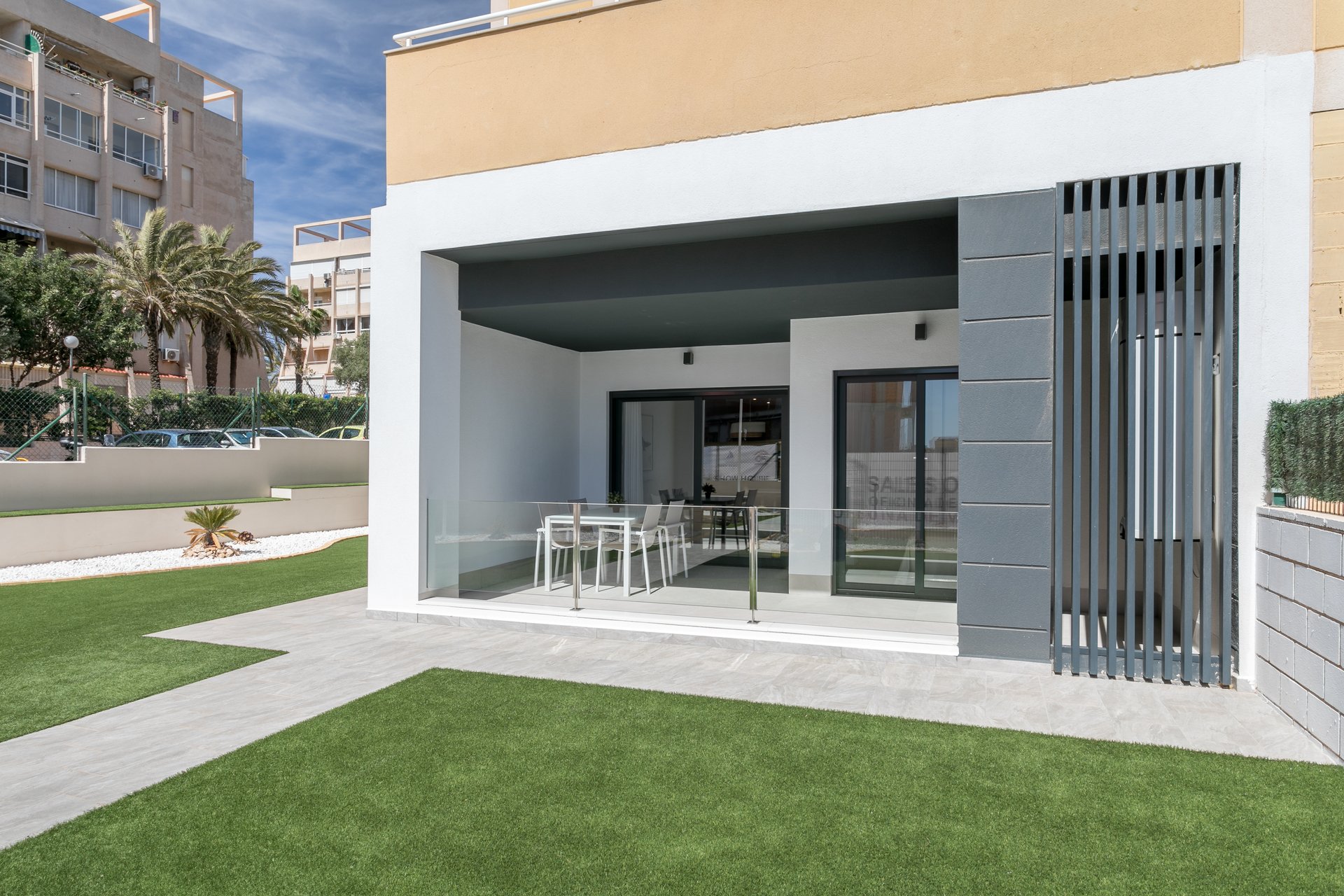 Nowy budynek - Daszek - Torrevieja - Costa Blanca South