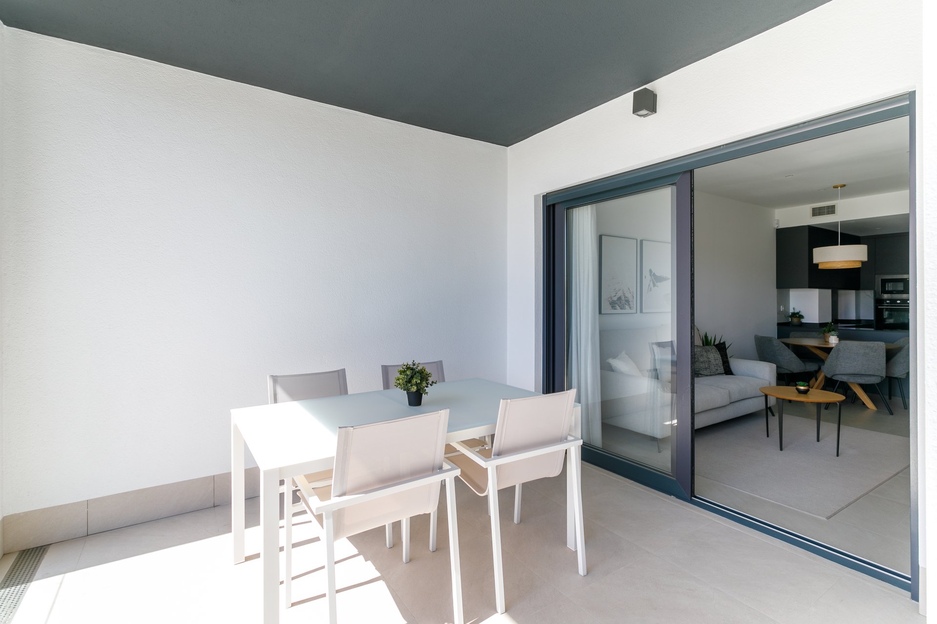 Nowy budynek - Daszek - Torrevieja - Costa Blanca South