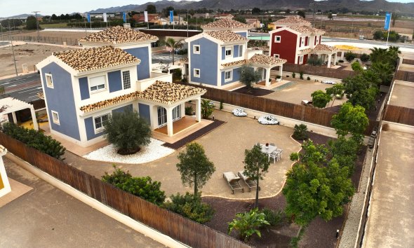 Detached in Purias