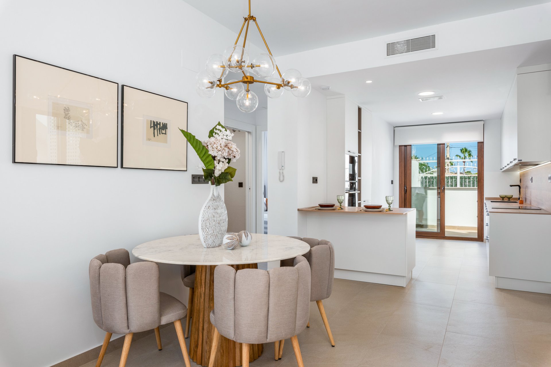 Obra nueva - Bungalow en planta baja - Torrevieja - Costa Blanca Sur
