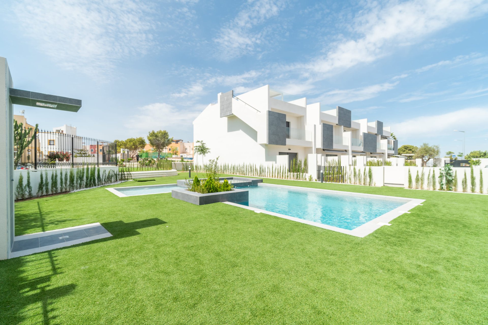 Obra nueva - Bungalow en planta baja - Torrevieja - Costa Blanca Sur