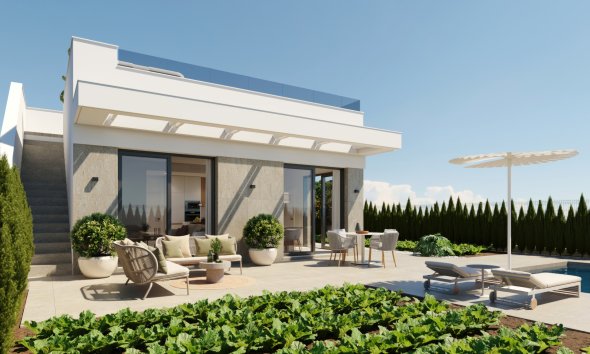 Detached in Hacienda del Alamo Golf