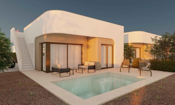 Detached in Hacienda del Alamo Golf