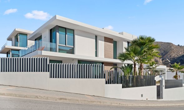 Villa in Benidorm