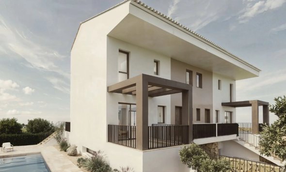 Semi-detached in Coloma