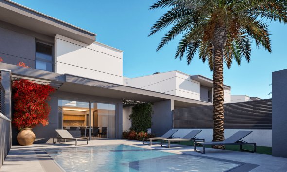 Detached in Los Nietos