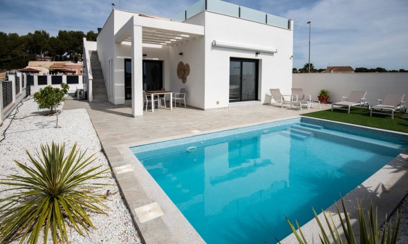 Detached in Pinar de Campoverde