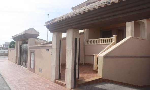 Semi-detached in Torrevieja