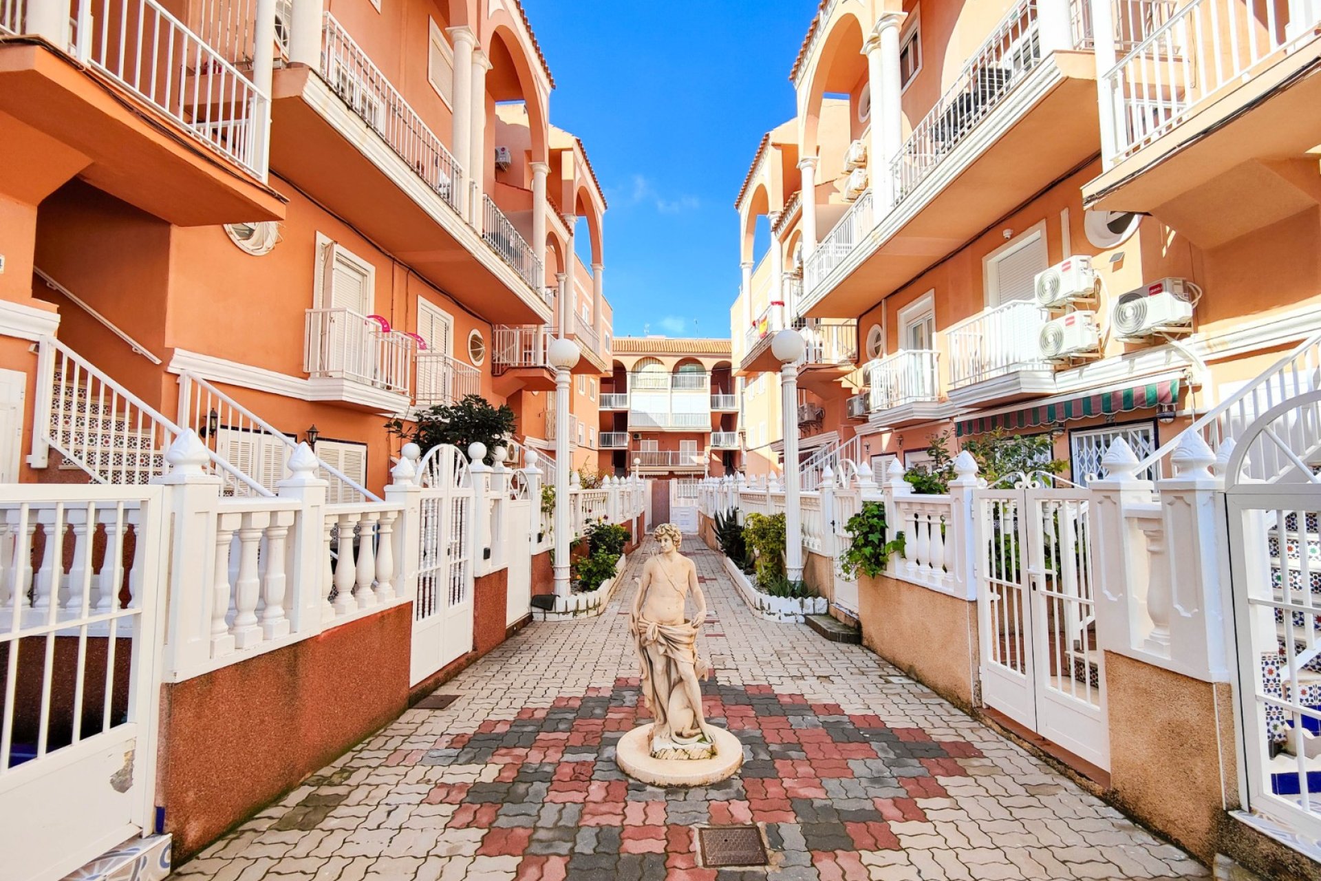 Odsprzedaż - Daszek - Torrevieja - Costa Blanca South