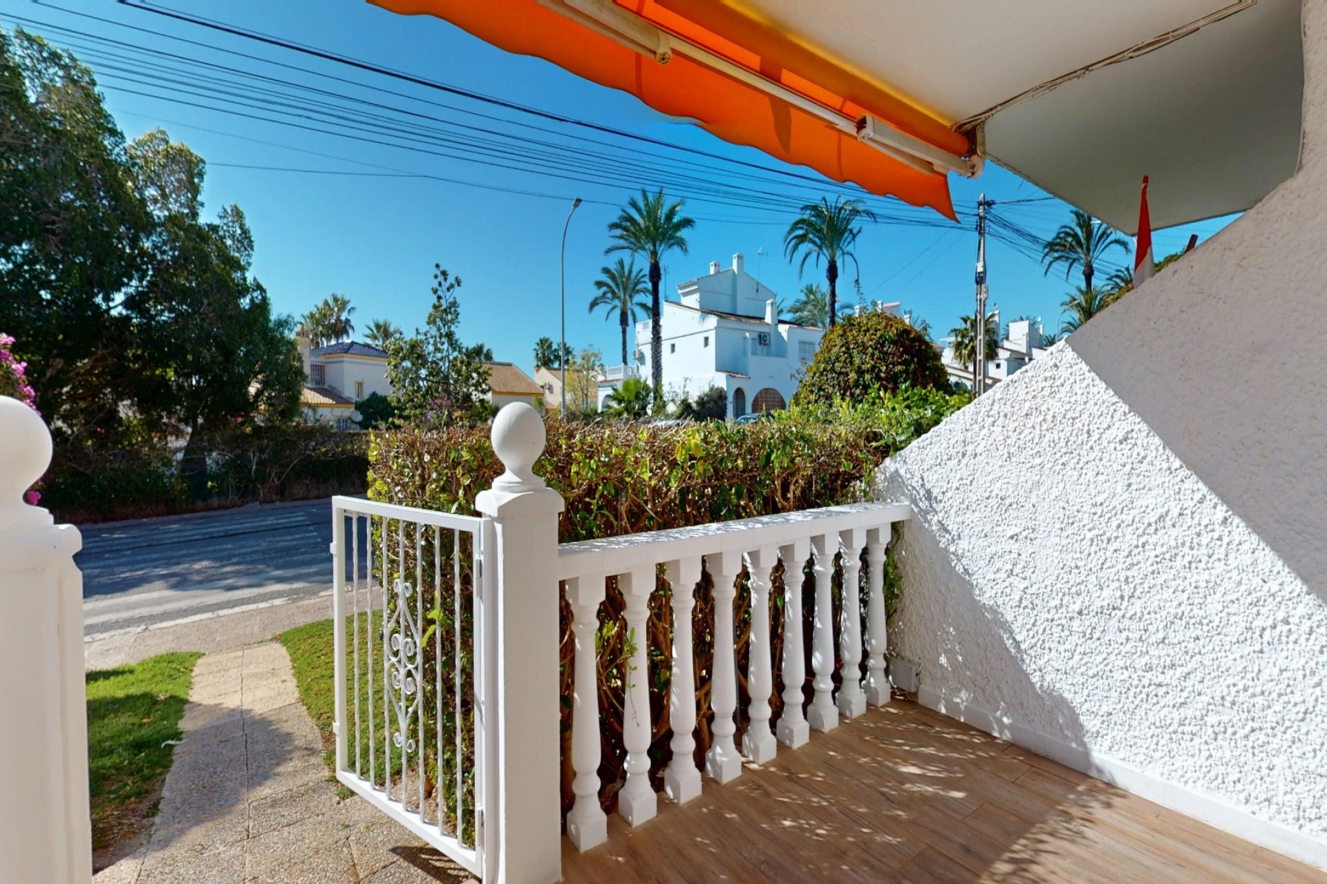Reventa - Bungalow en planta baja - Orihuela Costa - Costa Blanca Sur