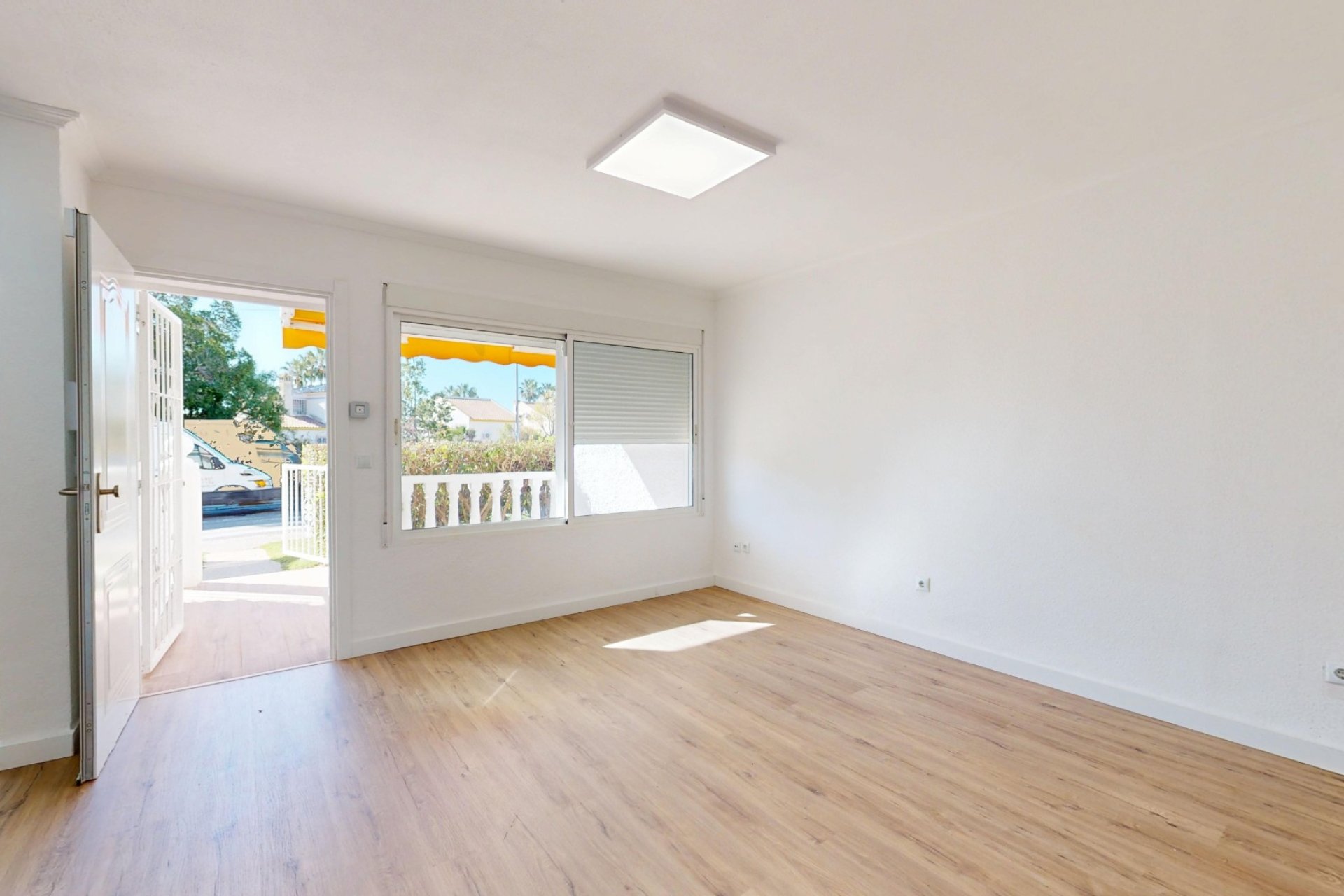 Reventa - Bungalow en planta baja - Orihuela Costa - Costa Blanca Sur