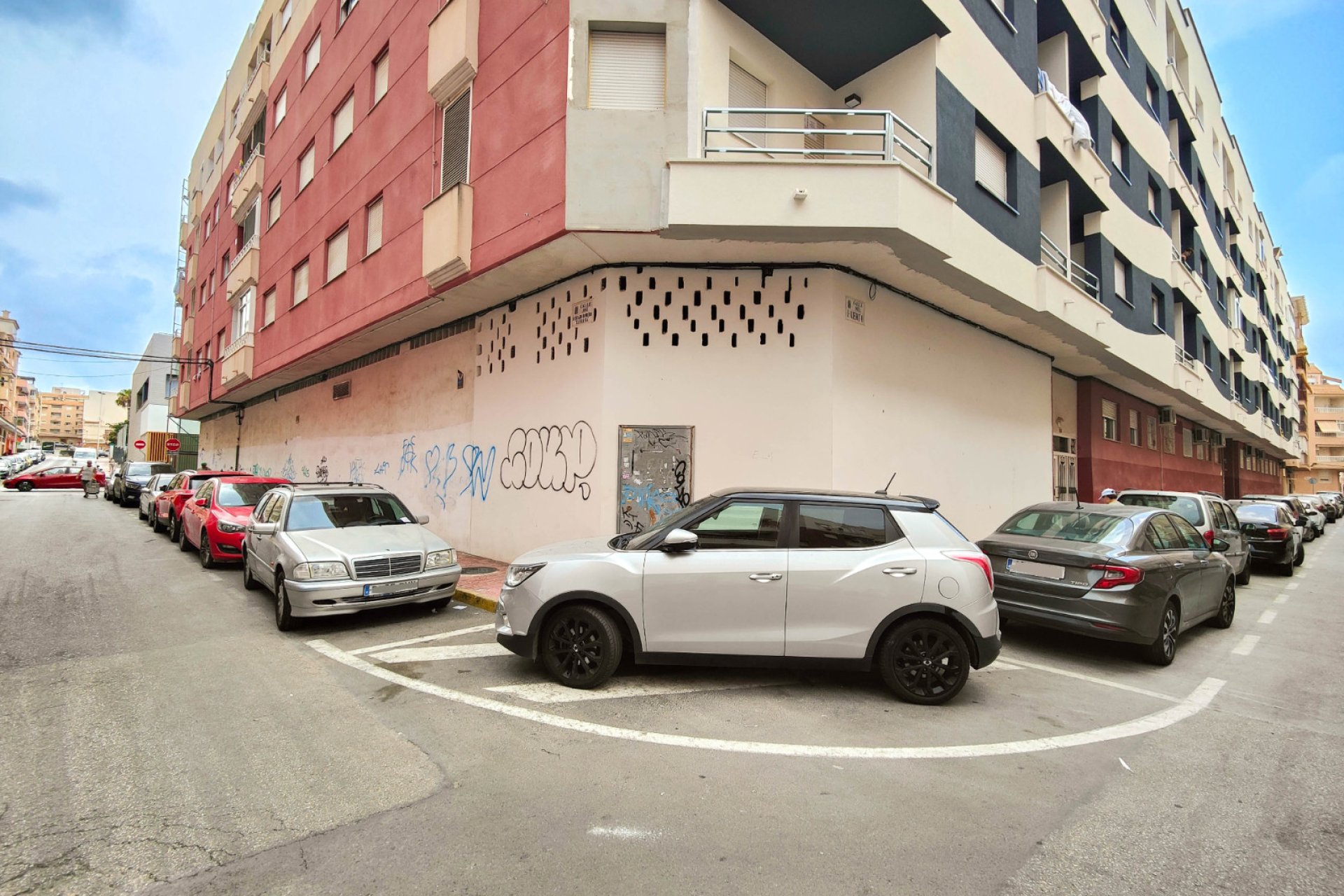 Resale - Commercial premises - Torrevieja - Costa Blanca South