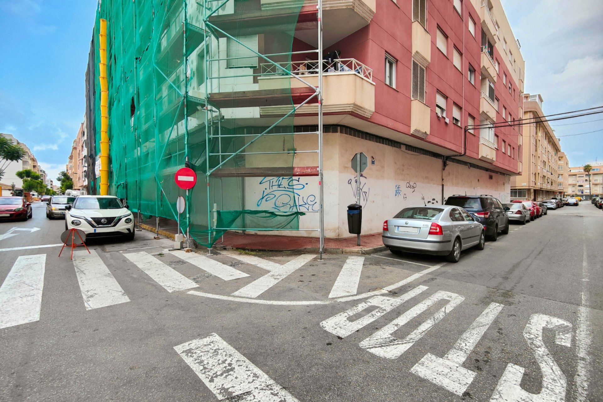 Resale - Commercial premises - Torrevieja - Costa Blanca South