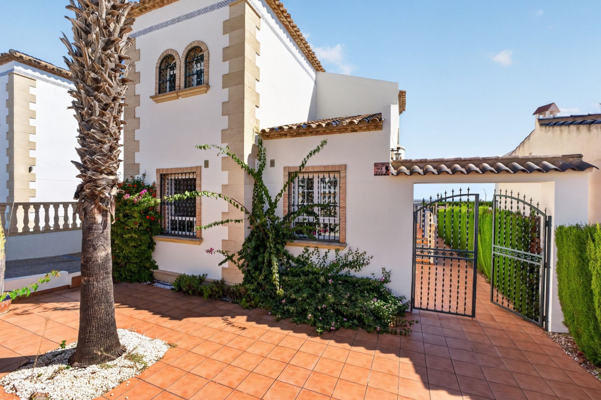 Resale - Villa - Orihuela Costa