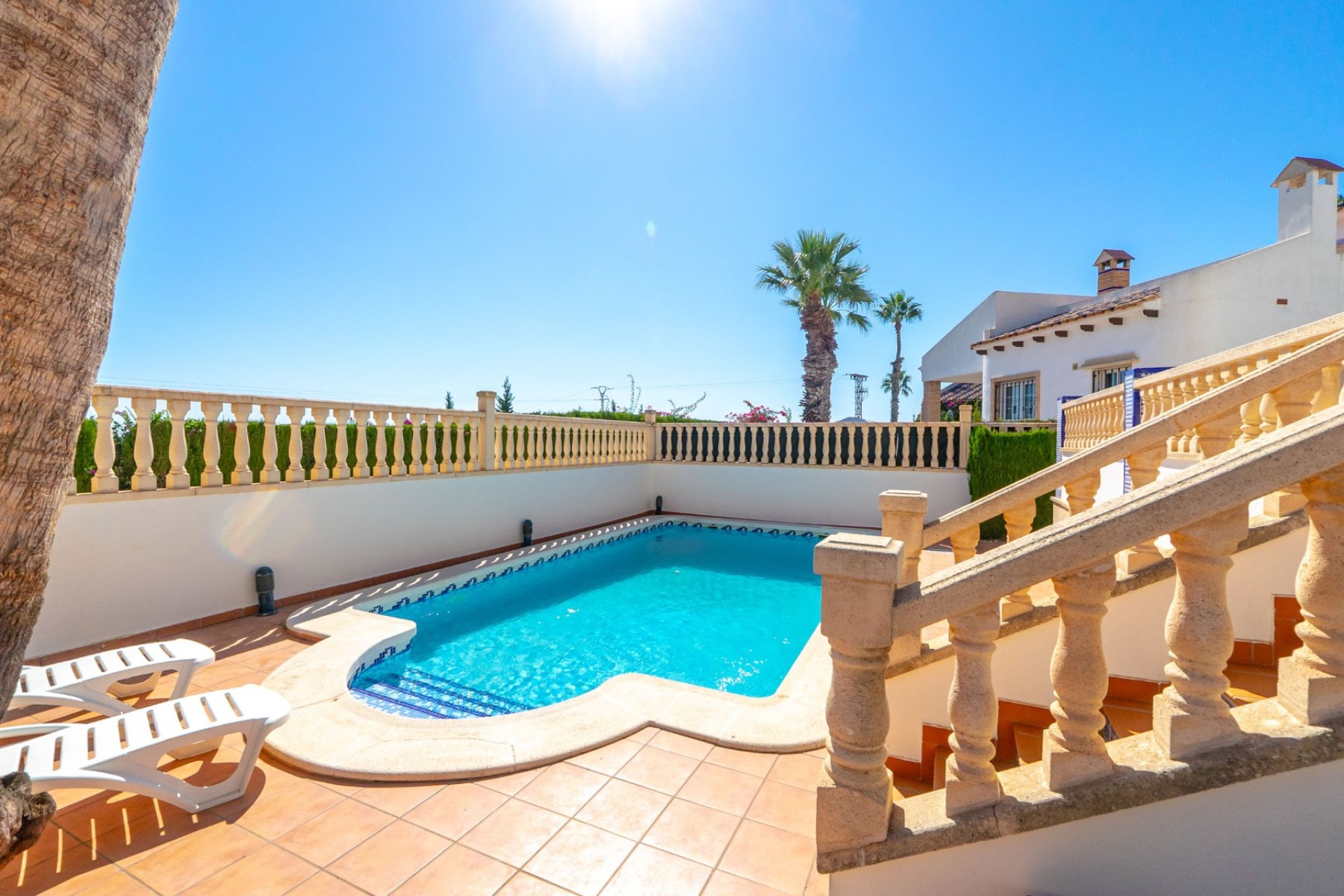 Resale - Villa - Orihuela Costa