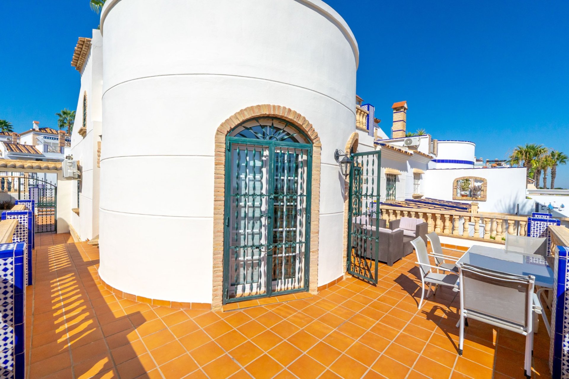 Resale - Villa - Orihuela Costa