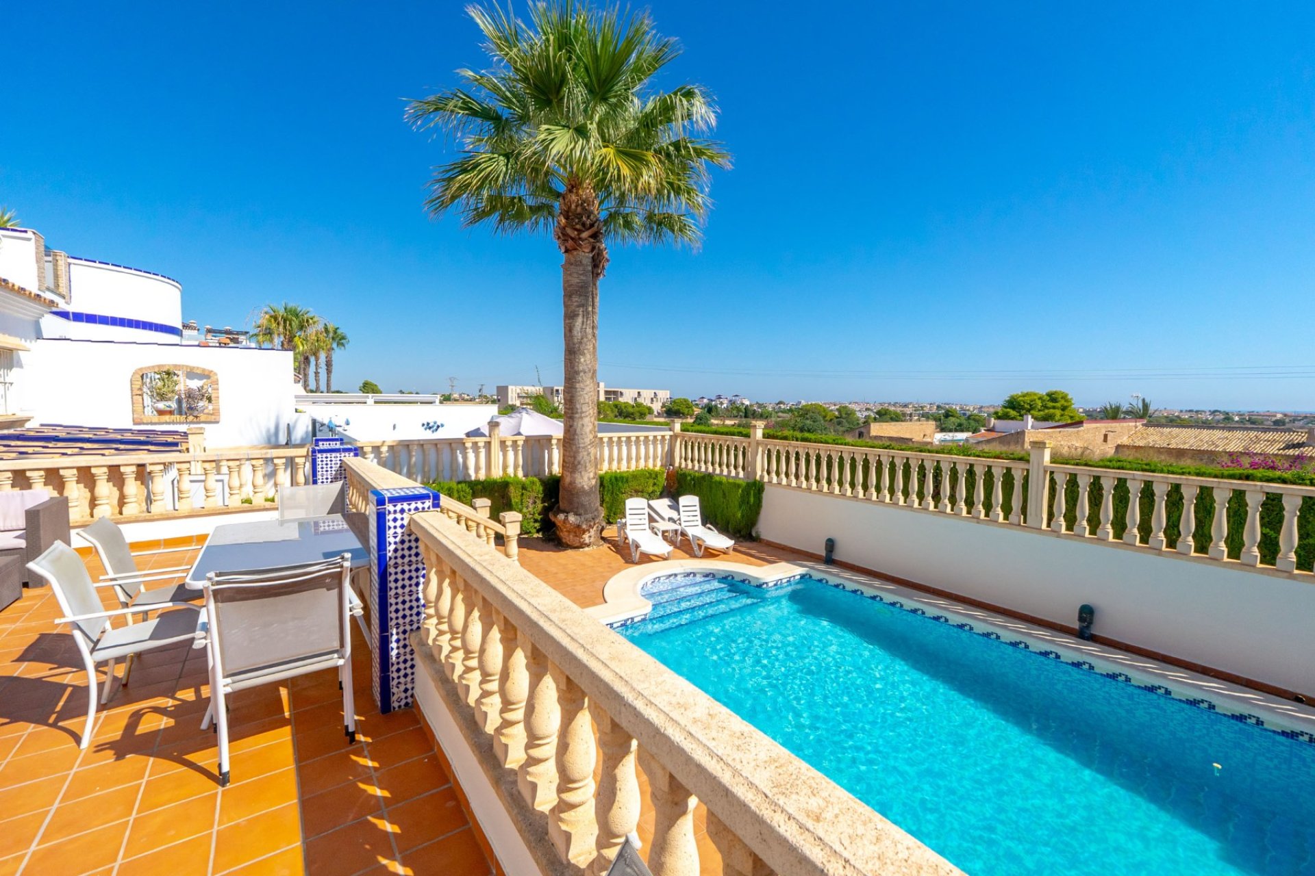 Resale - Villa - Orihuela Costa