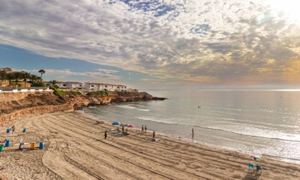 Apartamento · Alquiler a corto plazo - Orihuela Costa · Alicante · España