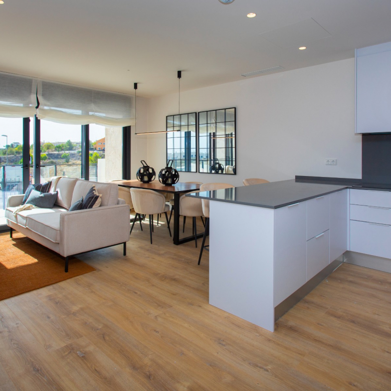 780